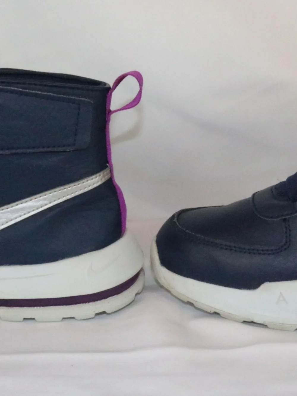 Nike notes all